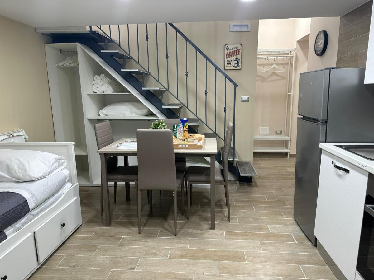 Napoli Centro - La Casa Di Cate B&B 외부 사진