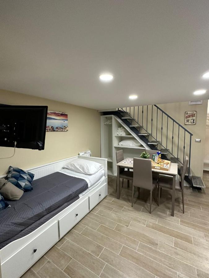 Napoli Centro - La Casa Di Cate B&B 외부 사진