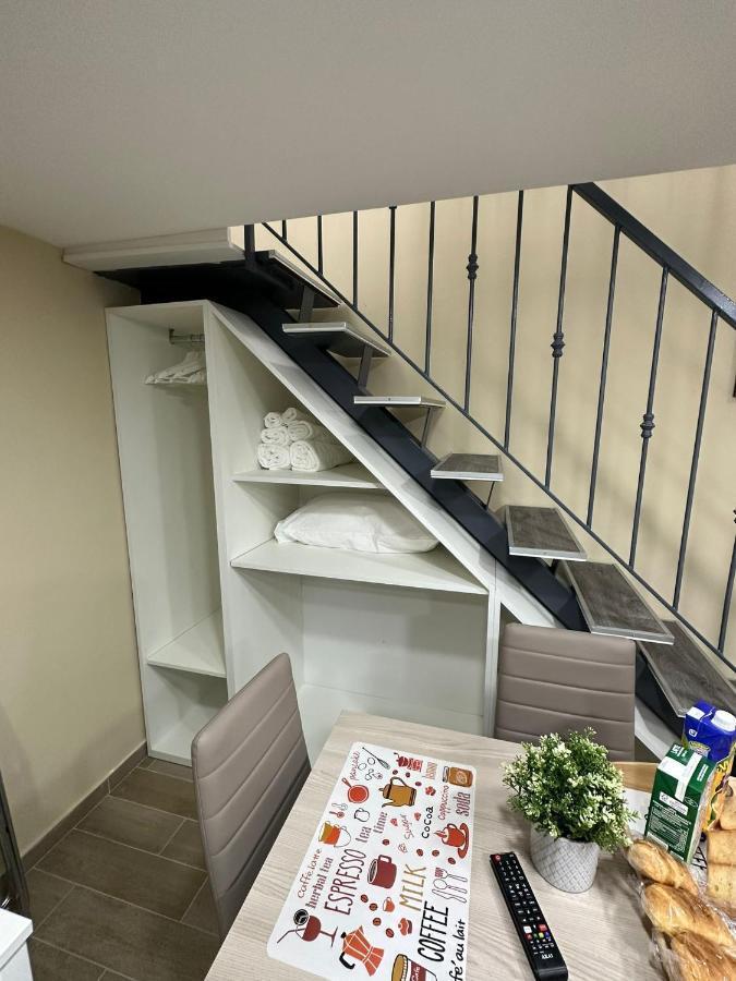 Napoli Centro - La Casa Di Cate B&B 외부 사진