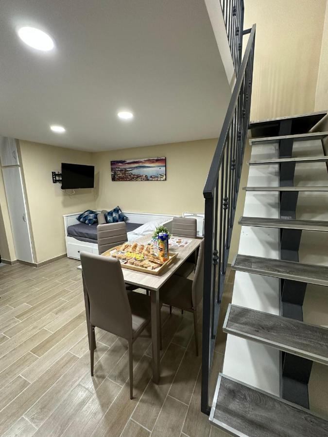 Napoli Centro - La Casa Di Cate B&B 외부 사진