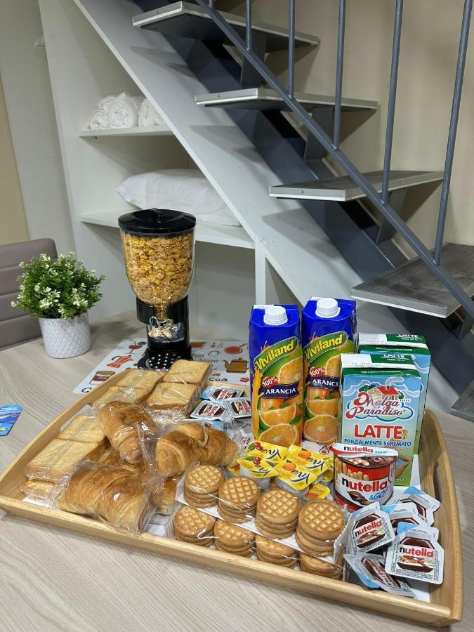 Napoli Centro - La Casa Di Cate B&B 외부 사진